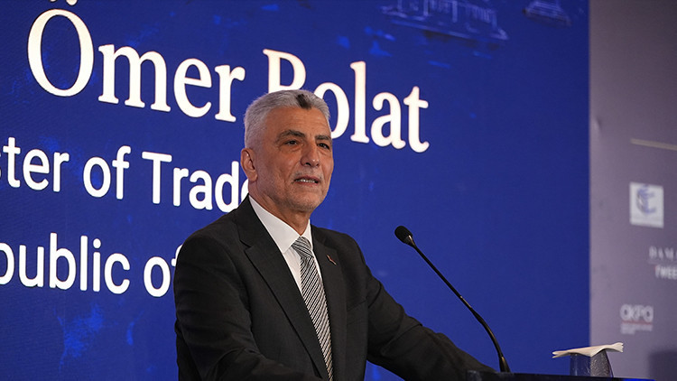 Ticaret Bakanı Bolat’tan fon iddialarına yalanlama