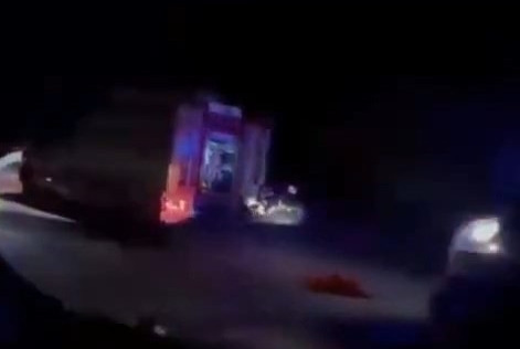 Antalya’da hafif ticari araç uçuruma yuvarlandı: 2 kişi öldü, 4 kişi yaralandı