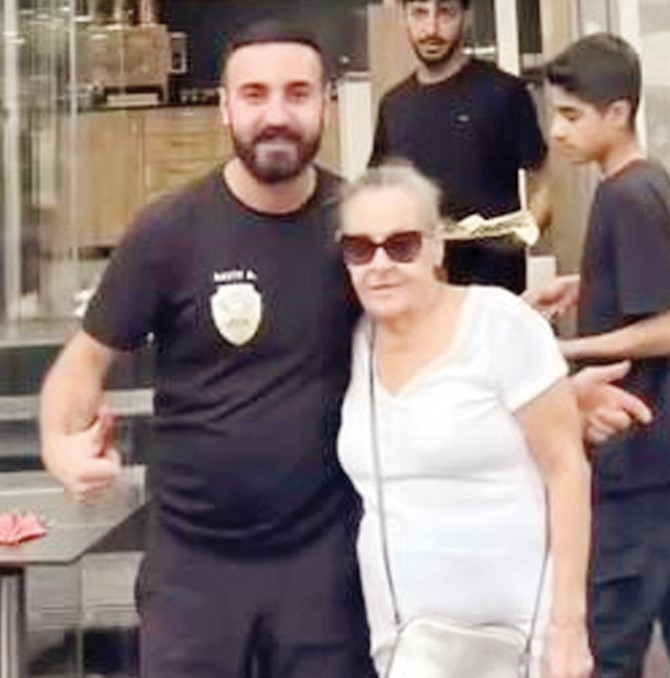 Ayşecik yıllar sonra ortaya çıktı