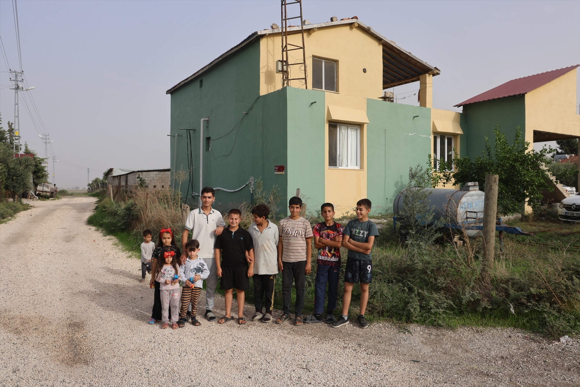 Bu mahallede herkesin soyadı aynı Bazen başkasının faturasını ben ödüyorum