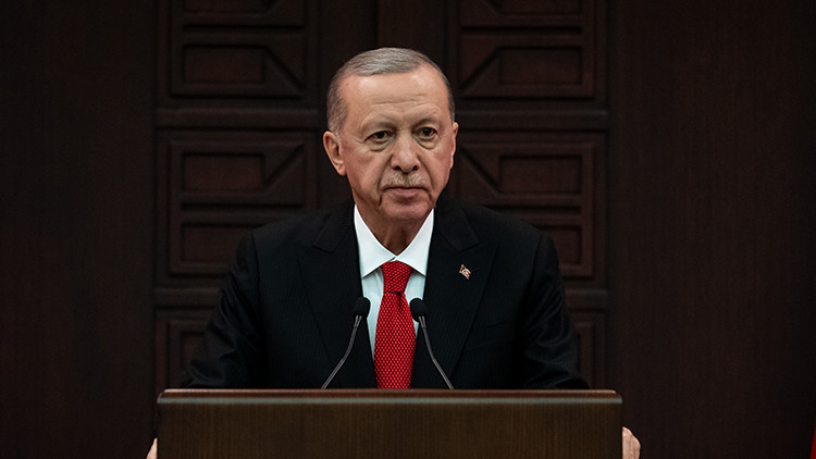 Cumhurbaşkanı Erdoğan, Özdemir Bayraktar'ı vefatının 5. yılında andı