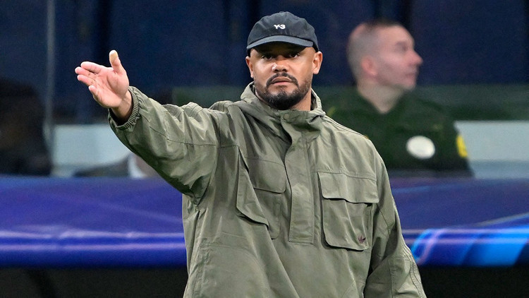 Bayern Münih Teknik Direktörü Vincent Kompany Acil Hastaneye Kaldırıldı