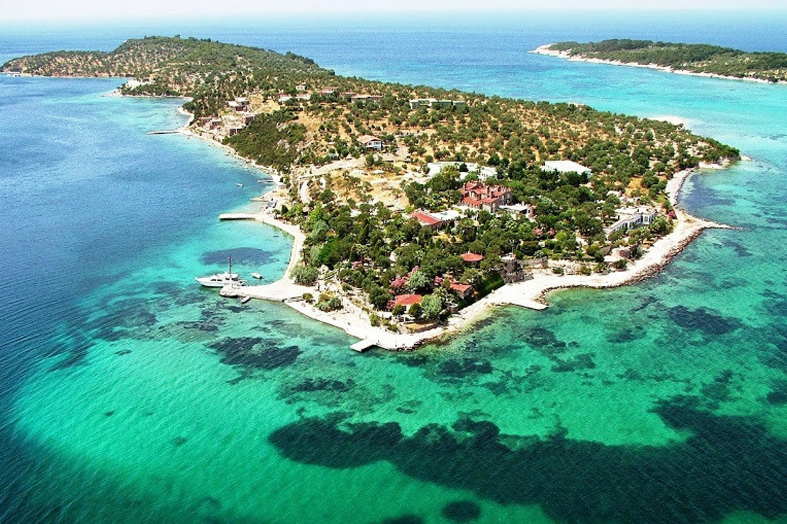 Yalangoch va kulgili Olya