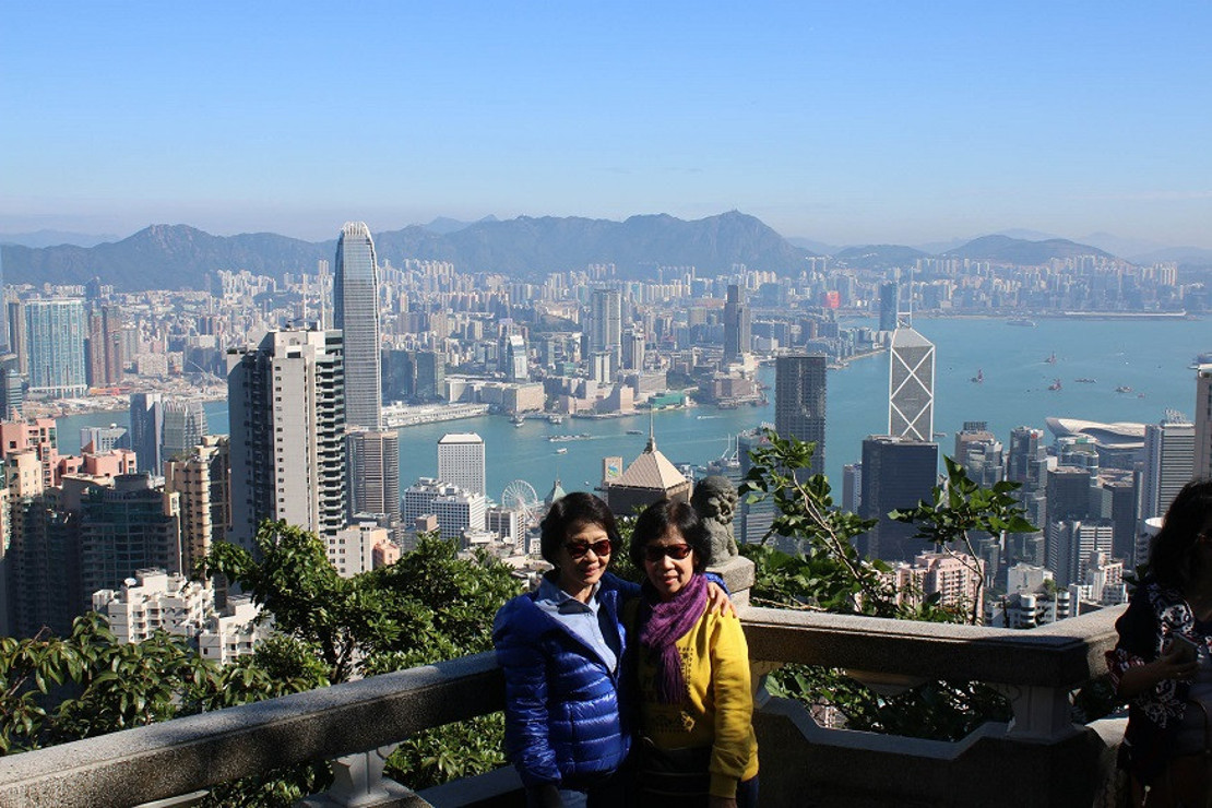 Hong Kong’da hayat 24 saat akıyor