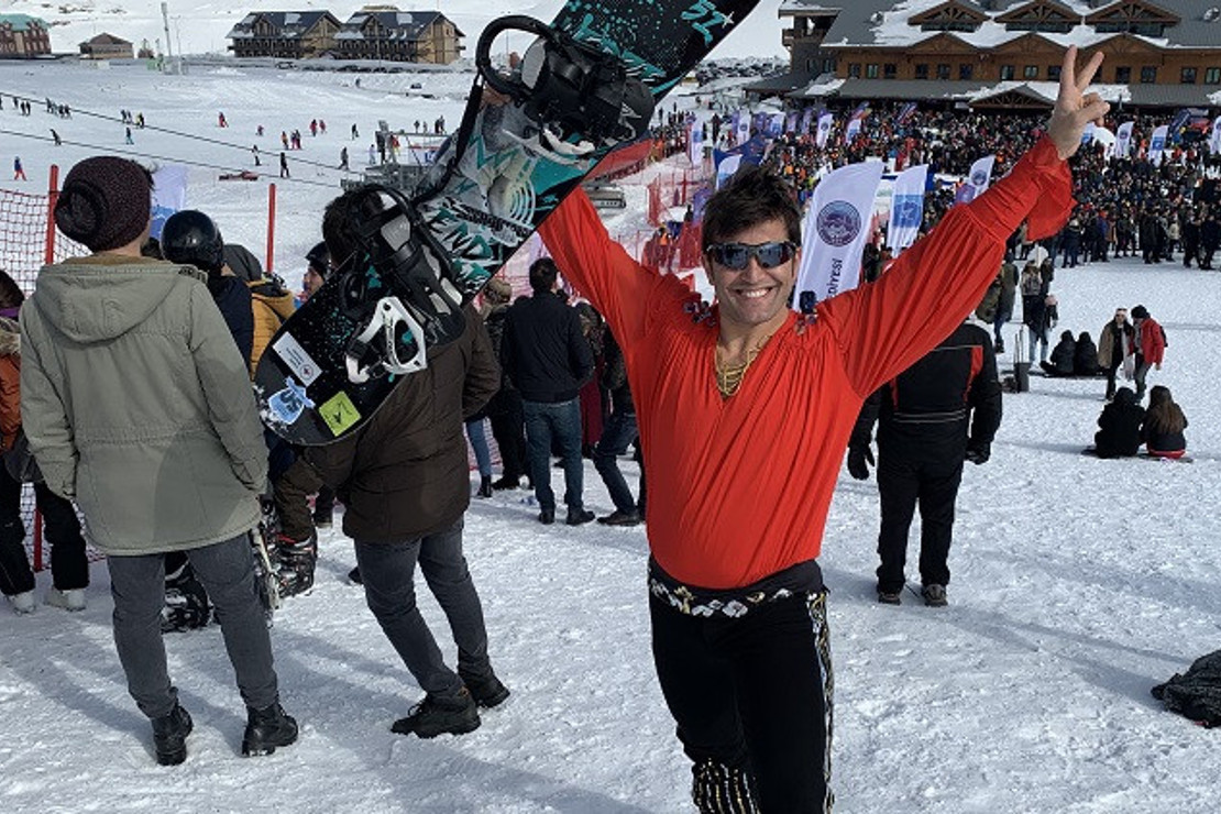 Buz gibi değil buzlu suya atladım