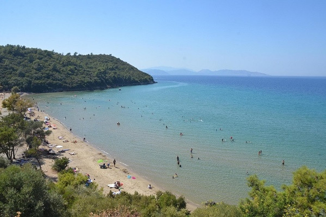 Kuşadası'ndaki milli parka ziyaretçi akını