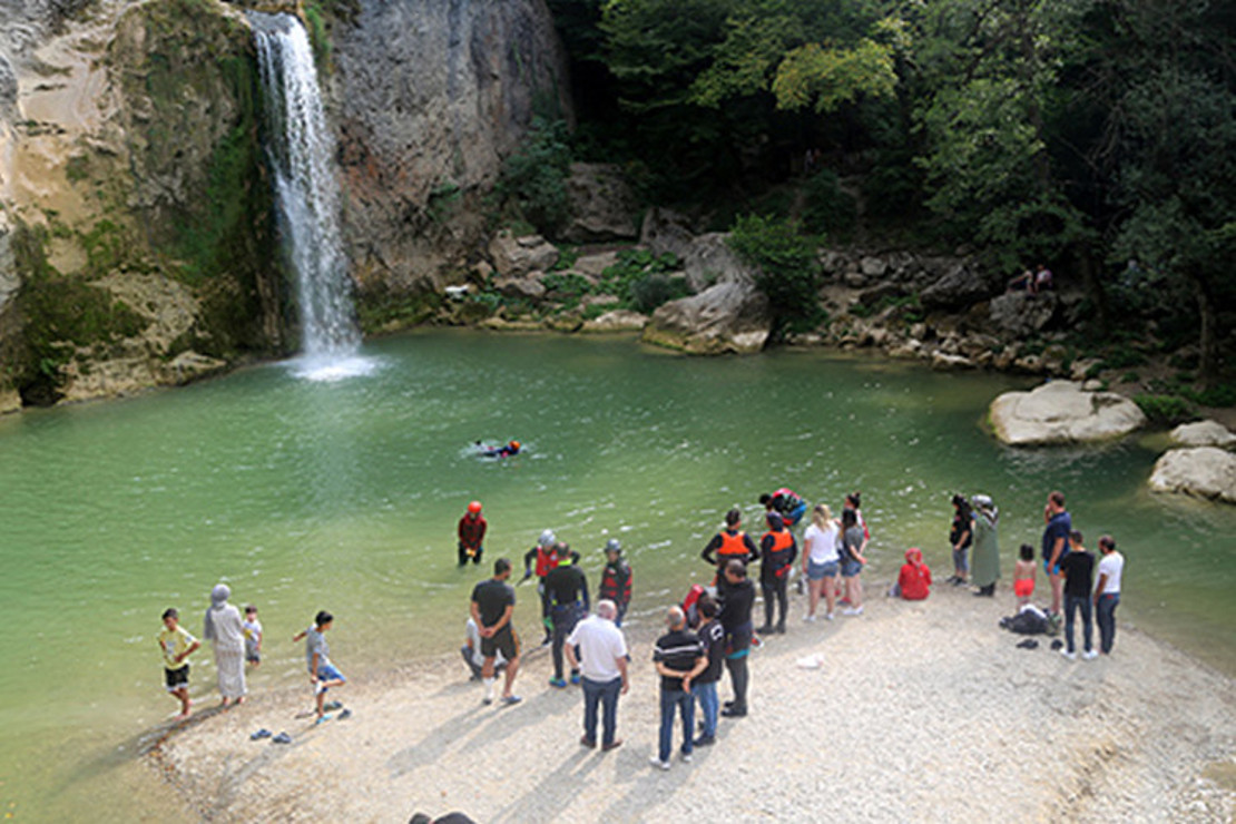 Ilıca Şelalesi Nerededir Ve Nasıl Gidilir? Ilıca Şelalesi Özellikleri, Giriş Ücreti Ve Ziyaret Saatleri (2023)