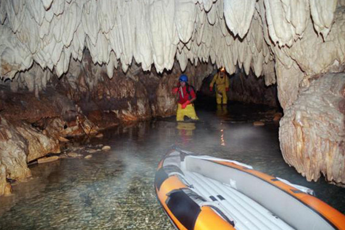 Ayvaini Mağarası Nerededir? Ayvaini Mağarası Oluşumu, Özellikleri, Giriş Ücreti Ve Ziyaret Saatleri (2020)