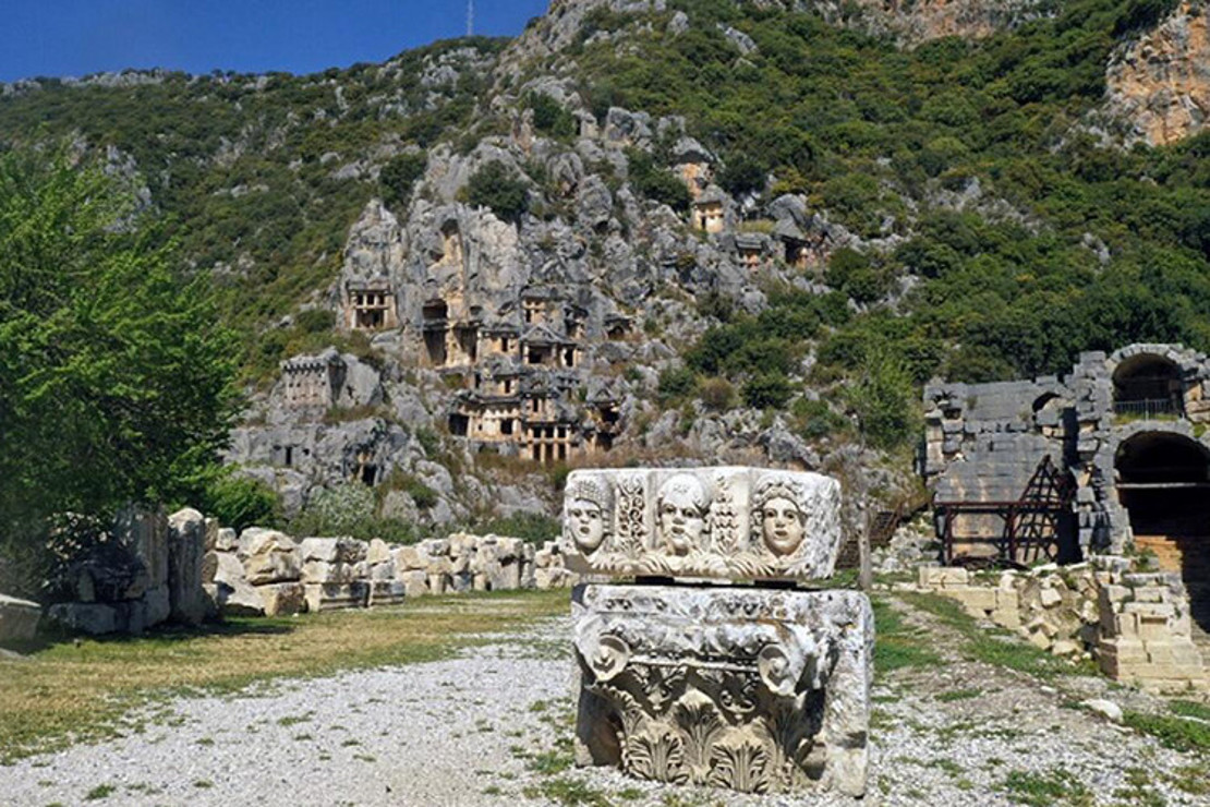 Myra Antik Kenti Nerede? Myra Antik Kenti Hakkında Bilgi, Tarihi, Efsanesi, Giriş Ücreti Ve Ziyaret Saatleri (2023)