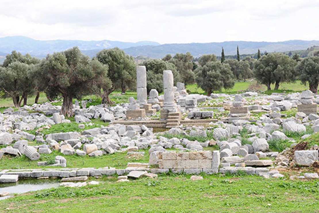 Teos Antik Kenti Nerede? Teos Antik Kenti Hakkında Bilgi, Tarihi, Efsanesi, Giriş Ücreti Ve Ziyaret Saatleri (2023)