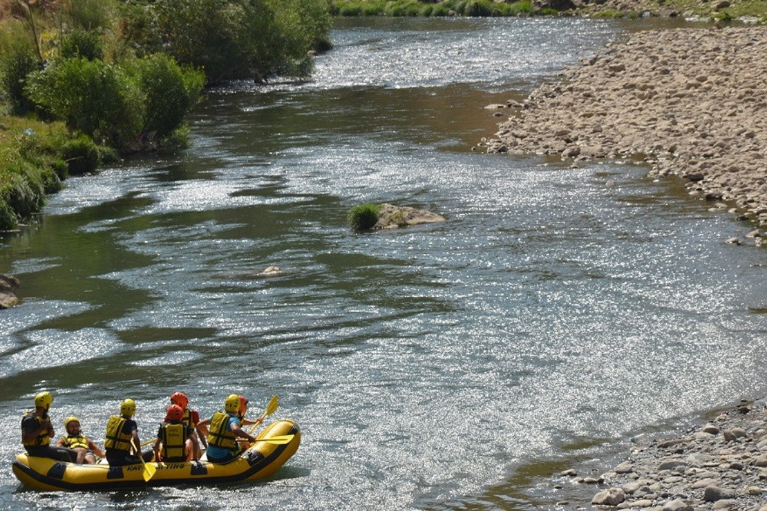 Şırnak'ta sosyal mesafeli rafting