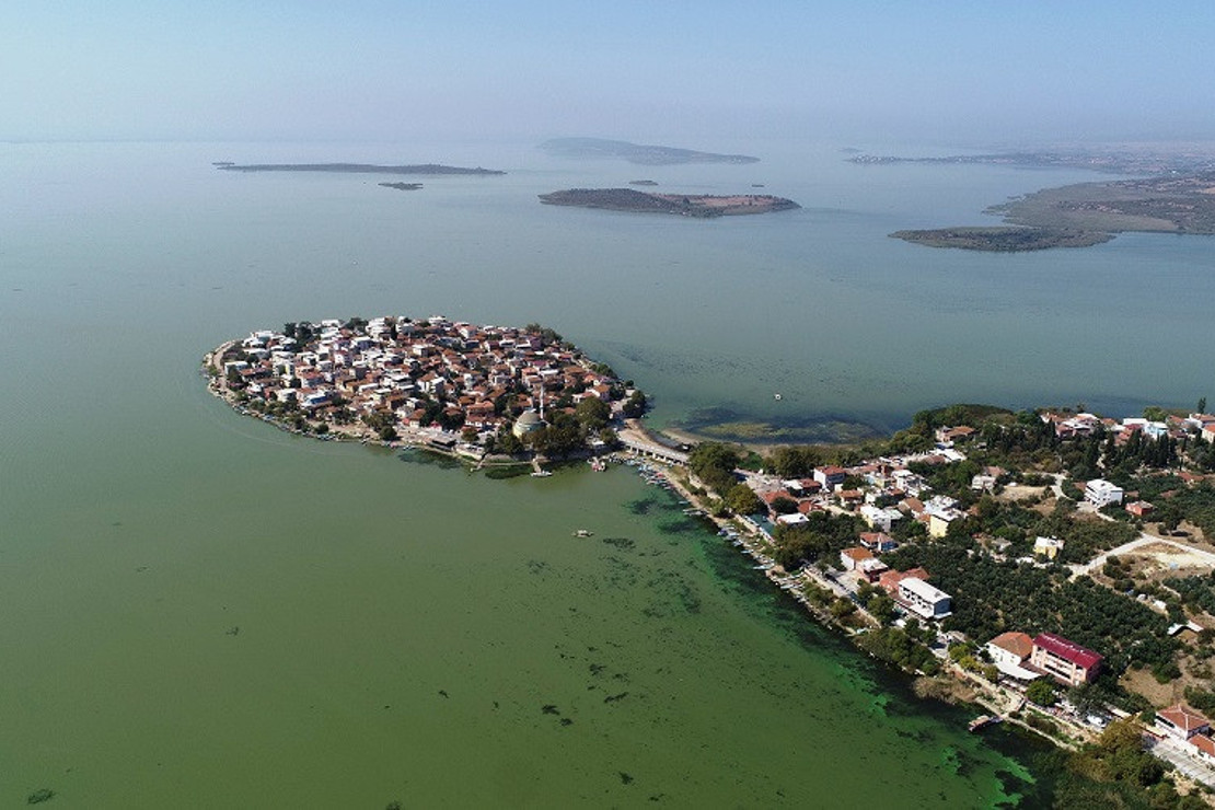 Avrupa’nın en güzel 30 kasabası arasına giren Gölyazı havadan görüntülendi