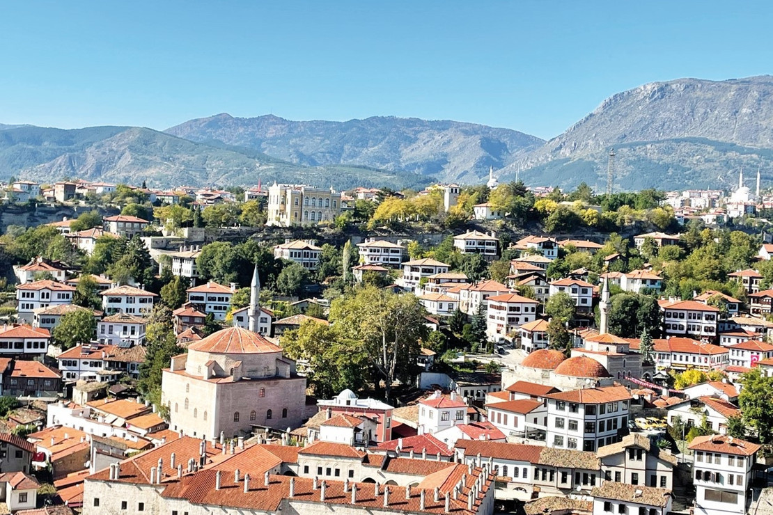 ‘Kırmızı altın’  hasadına  davetliyiz