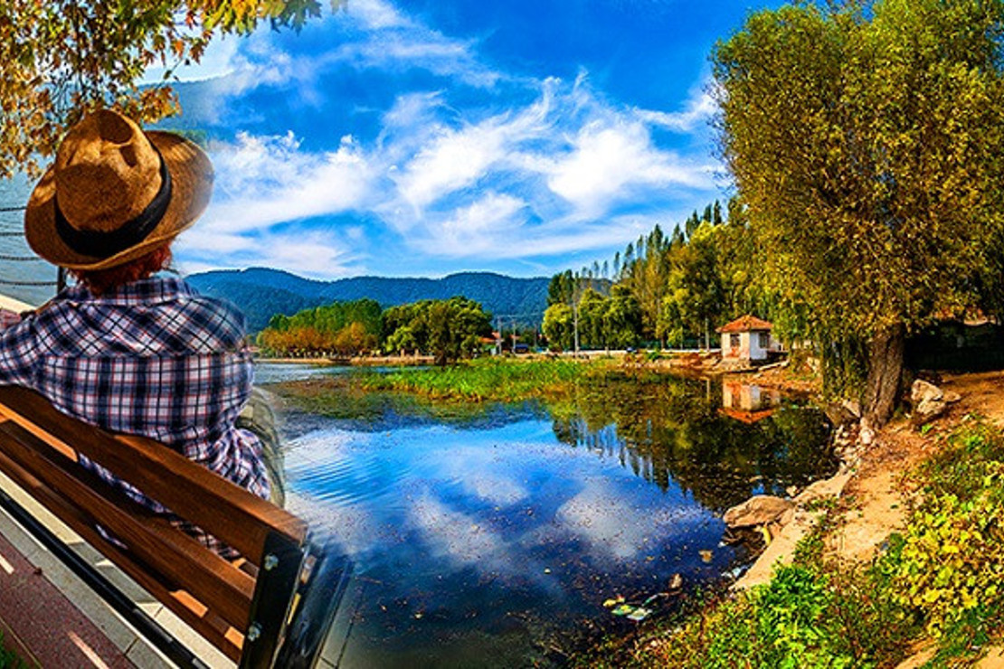 '2024’te görülmesi gereken şehirler' listesine seçildi: İzmir'in sonbaharda keşfedilmeyi bekleyen 8 güzelliği