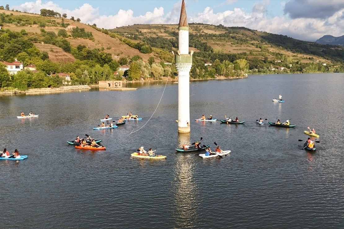 ‘Batık Minare’ su sporlarıyla hayat buluyor