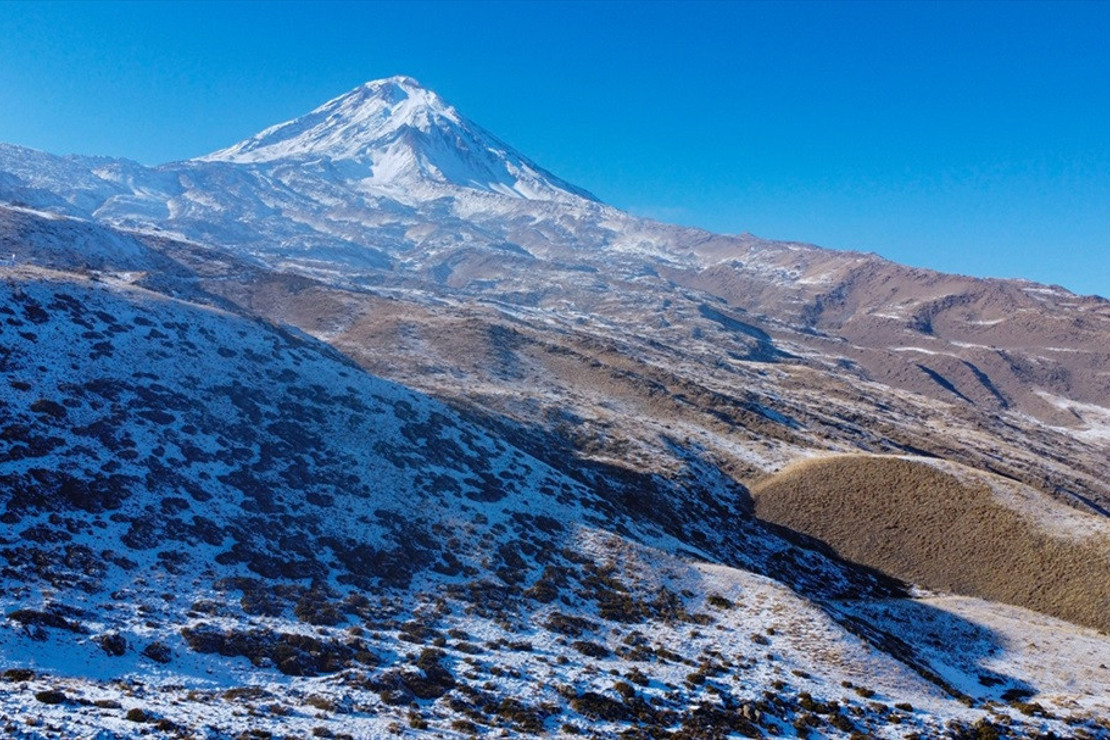 Her mevsim ayrı güzel: Ağrı Dağı’nda kış güzelliği