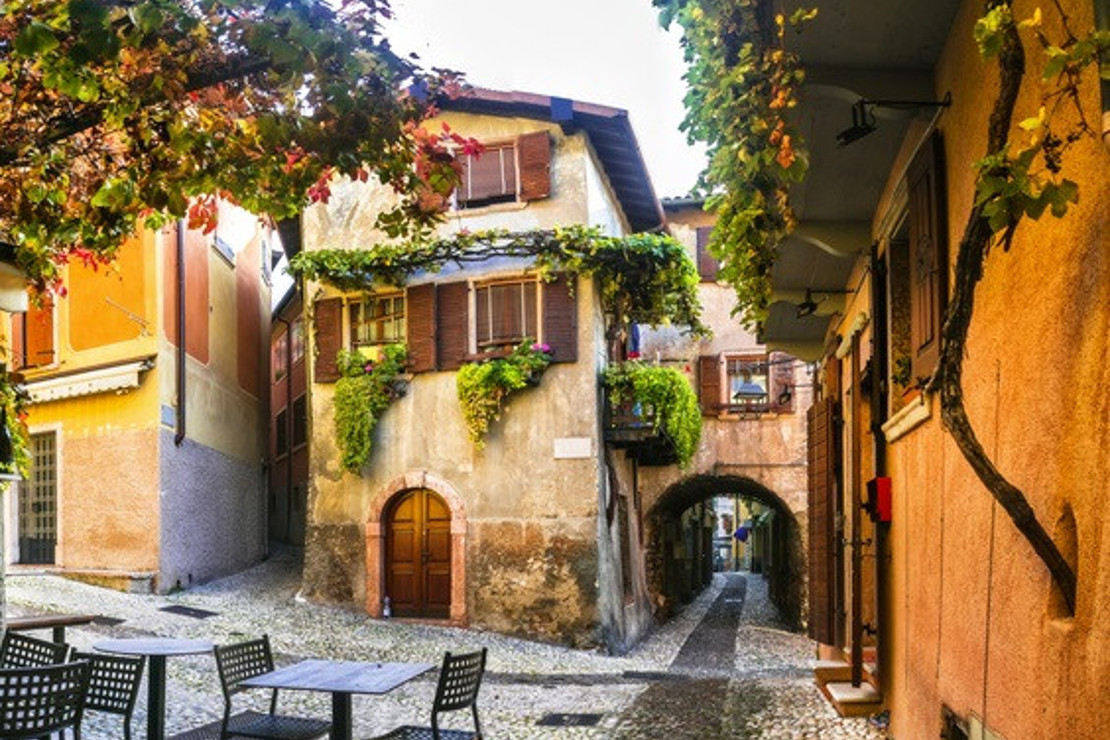 Tren yolculuklarından tepelerdeki kasabalara: Kuzey İtalya seyahati için bavul ipuçları