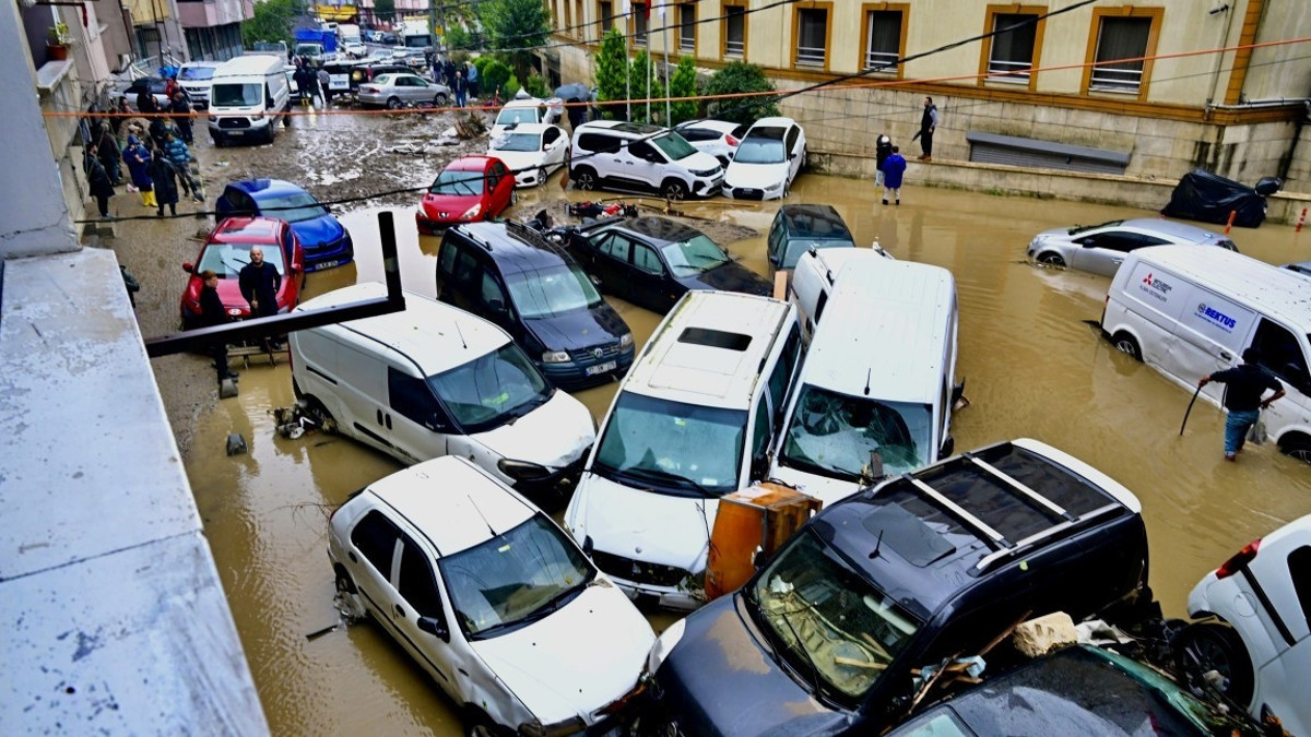 İstanbul ve Kocaeli'de sel can kaybı 8'e çıktı