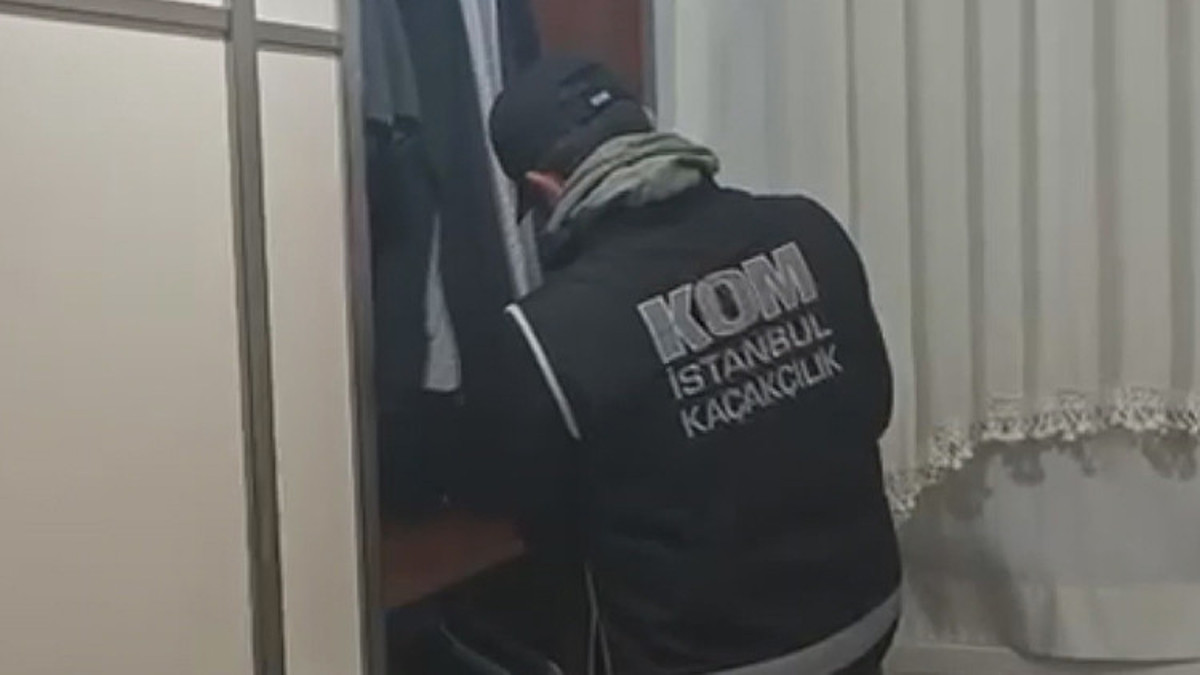 Üç ilde eş zamanlı FETÖ operasyonu yapıldı