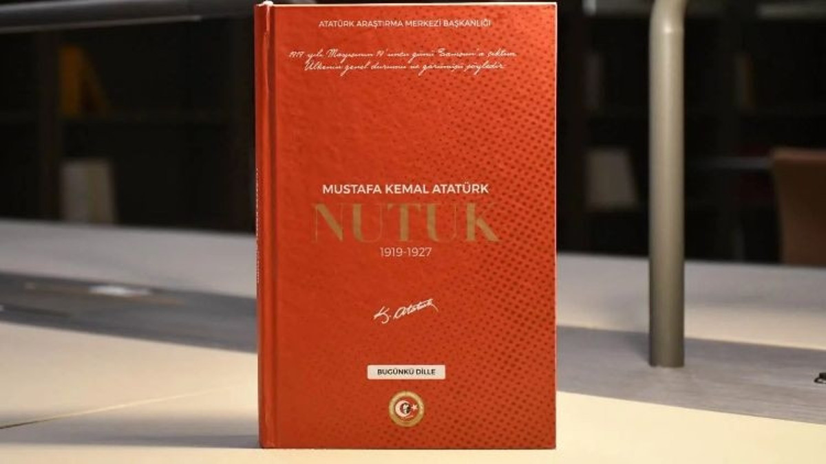Kürşad Zorlu'dan Nutuk paylaşımı