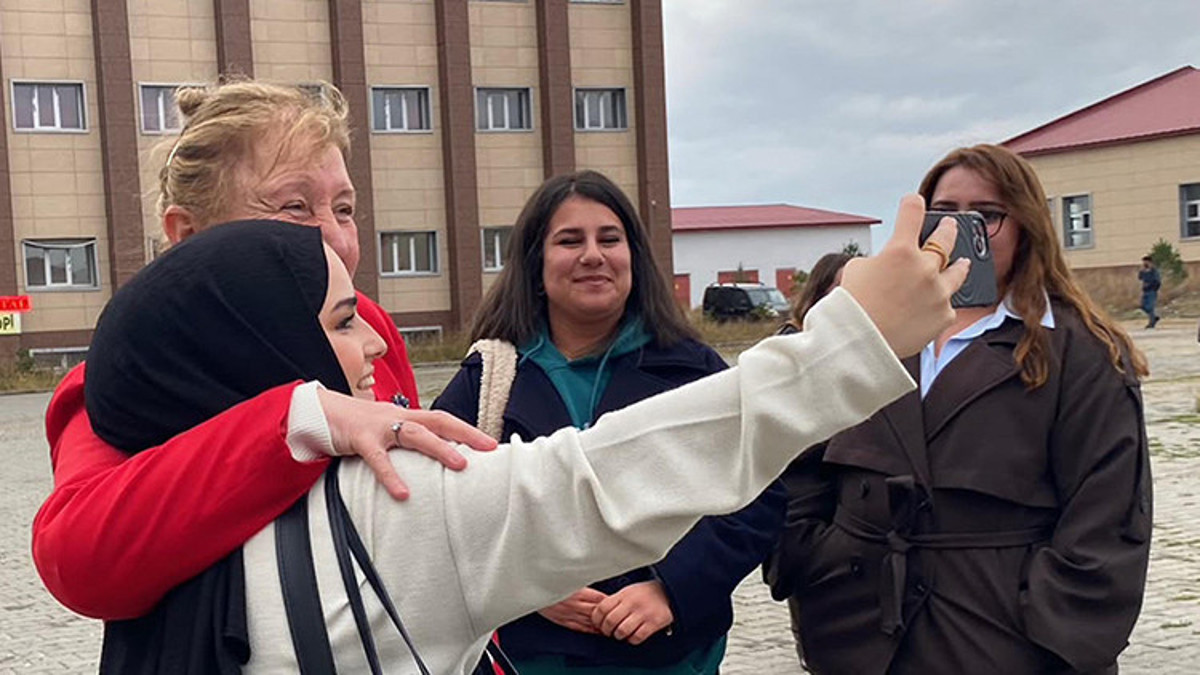 Ayşen Arda İşçi'den Yüksek Lisans Adımı