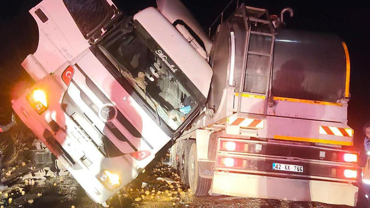 Konya'da tanker ile TIR çarpıştı, sürücü öldü