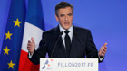 Fillon, adaylıktan çekilmeyeceğini açıkladı
