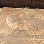 Adanada Poseidon tasvirli mozaik