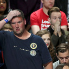 Clinton taraftarları gözyaşlarına boğuldu