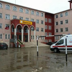 Derste cinnet getirdi