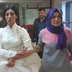 Düğünde takı kavgası gelini hastanelik etti