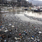 Zonguldak Limanı çöple doldu