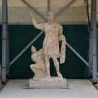 Roma dönemine ait eşi benzeri olmayan 1906 yıllık heykel Laodikya’da bulundu