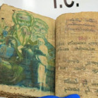 Diyarbakırda 1400 yıllık dini motifli kitap ele geçirildi