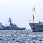 İstanbul Boğazı’ndan böyle geçtiler