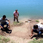 Dalgaların dövdüğü kıyıda tarihi mozaik gün yüzüne çıktı