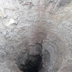 Spil Dağı zirvesinde obruk oluştu