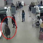 İstanbul Havalimanında midesinde uyuşturucu taşıyan İranlı kuryeler böyle yakalandı