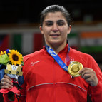 Son Dakika: Busenaz Sürmeneli ve Buse Naz Çakıroğlu Tokyo 2020de tarih yazdılar Çok özel fotoğraflar...