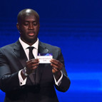 İstanbuldaki Şampiyonlar Ligi kura çekimi heyecanından fotroğraflar