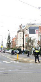 Hollanda kara yolunu da kapattı