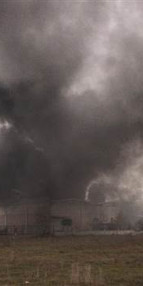 Manisada plastik oyuncak fabrikasında yangın