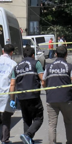 İstanbulda polise silahlı saldırı... Acı haberi valilik duyurdu