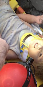 Son dakika haberi: Ayda Gezgin enkazdan böyle çıkarıldı.. İşte dakika dakika yaşananlar..