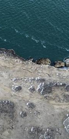 Acıgölde kuraklık nedeniyle derin yarıklar oluştu