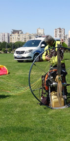 Havada izinsiz uçtular İhbar üzerine polis harekete geçti