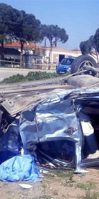 İzmirde feci kaza 3 kişi hayatını kaybetti