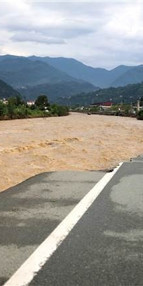 Artvin ve Rizede sel kâbusu...