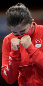 Son Dakika: Busenaz Sürmeneli ve Buse Naz Çakıroğlu Tokyo 2020de tarih yazdılar Çok özel fotoğraflar...
