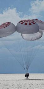 Son dakika: Dünya yörüngesine çıkan ilk turistler yeryüzüne döndü